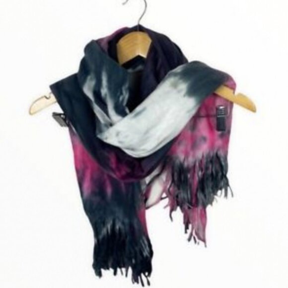 Nordstrom BP Tie Dye Blanket Scarf New With Tags Pink White Grey Warn Cozy NWT - Picture 4 of 9